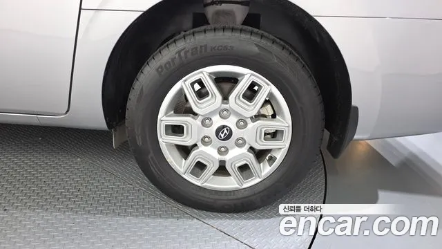 Hyundai Staria — Фото автомобиля 6