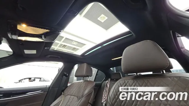 BMW 5 Series G30 — Фото автомобиля 24