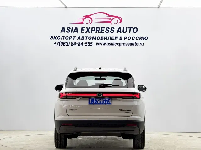 Changan CS35 Plus — Фото автомобиля 5