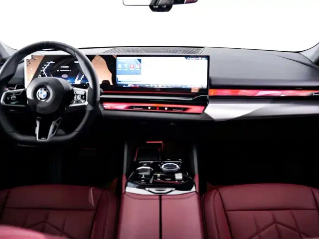 BMW 5 Series — Фото автомобиля 14