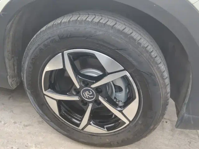 BYD Yuan UP — Фото автомобиля 6