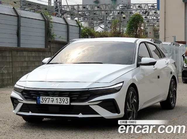 Фотография автомобиля — Hyundai AVANTE