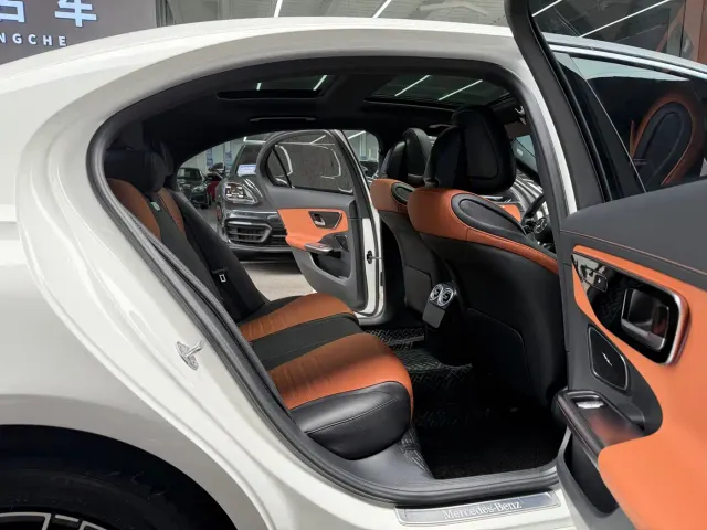 Mercedes-Benz C-Class — Фото автомобиля 16