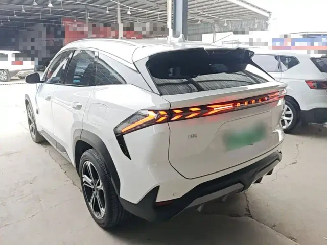 Geely Galaxy L7 — Фото автомобиля 4