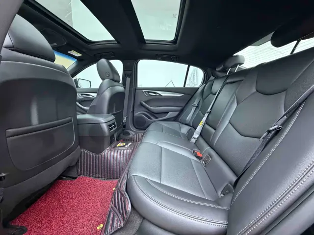 Cadillac CT5 — Фото автомобиля 6