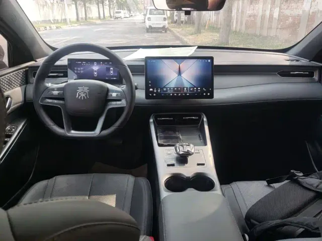 BYD Qin PLUS — Фото автомобиля 9