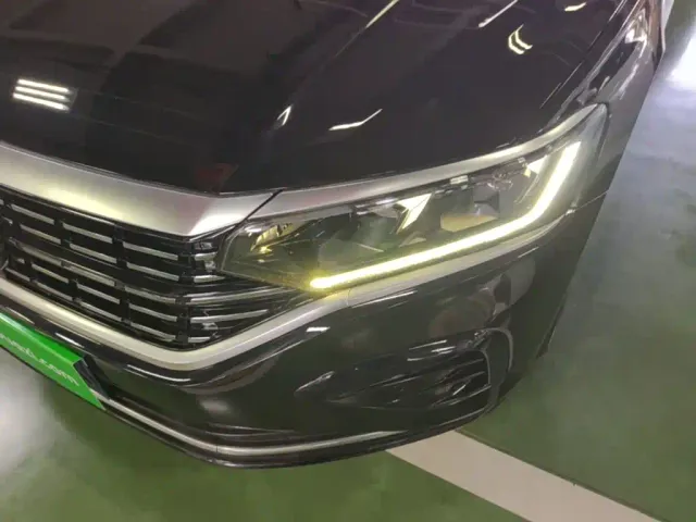 Volkswagen Passat — Фото автомобиля 23