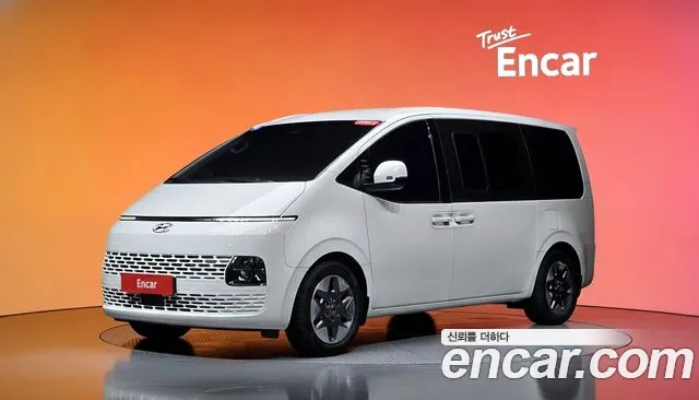 Фотография автомобиля — Hyundai Staria
