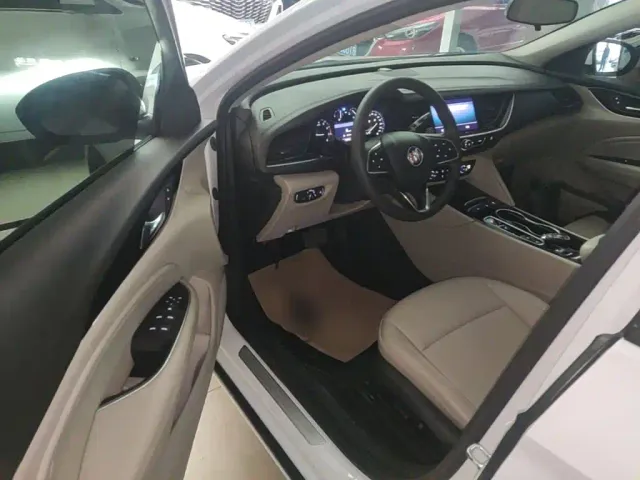 Buick Regal — Фото автомобиля 15