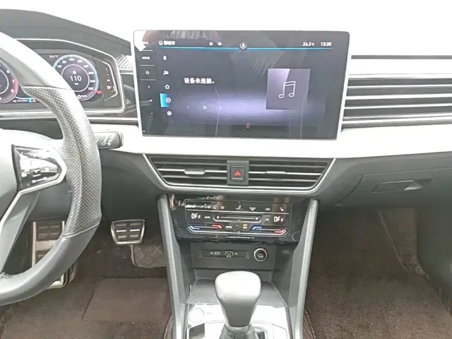 Volkswagen Tiguan L — Фото автомобиля 12