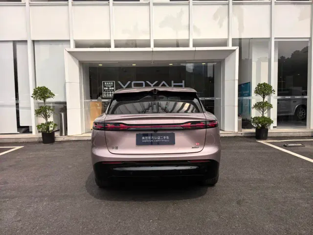 Voyah Auto Voyah Zhiyin 2025 Model 2WD Huawei Qiankun Edition — Фото автомобиля 6