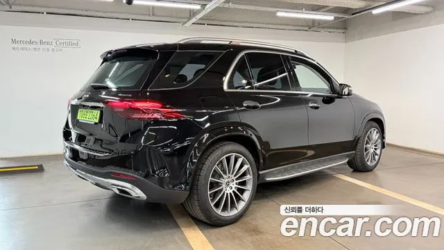 Mercedes-Benz GLE-Class — Фото автомобиля 2