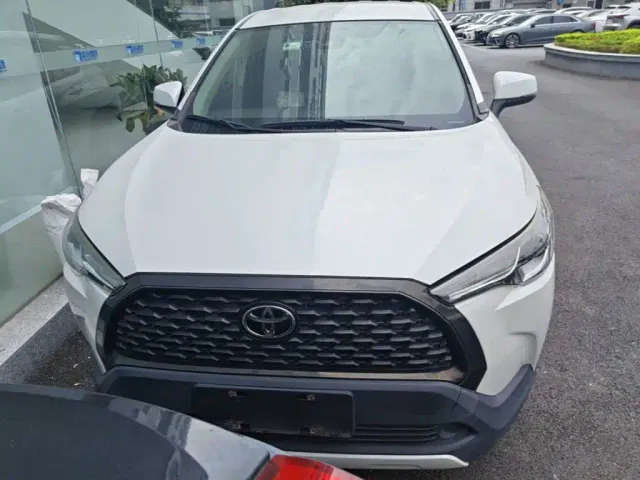 Toyota Corolla Cross — Фото автомобиля 2