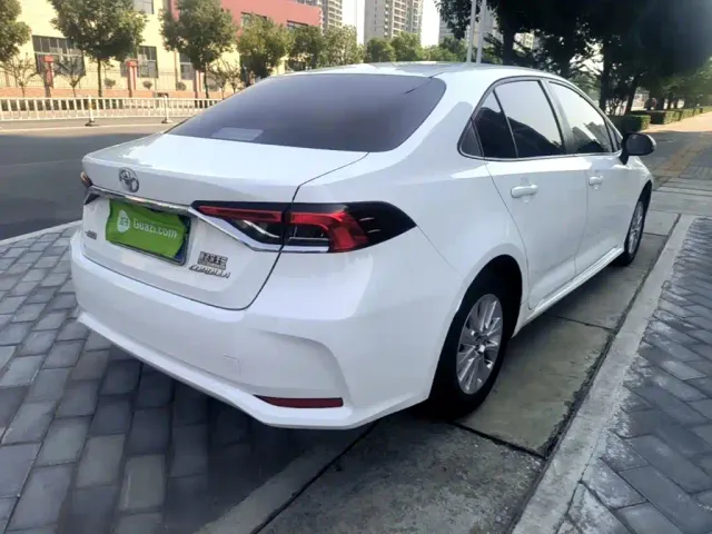 Toyota Corolla — Фото автомобиля 6