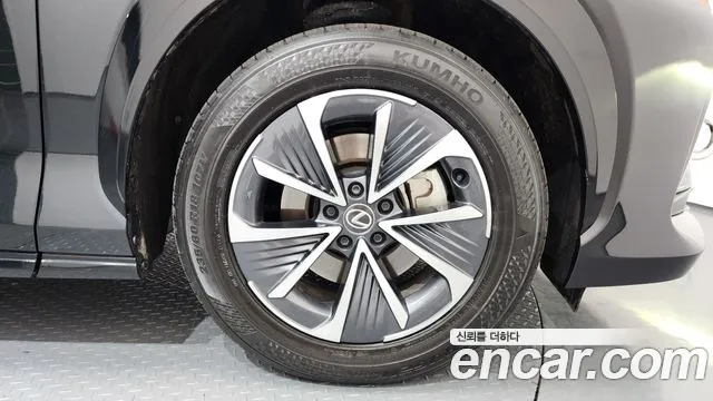 Lexus RZ — Фото автомобиля 5