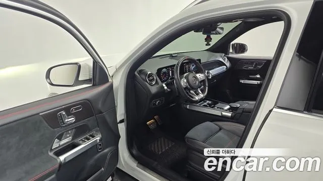 Mercedes-Benz GLB-Class — Фото автомобиля 15
