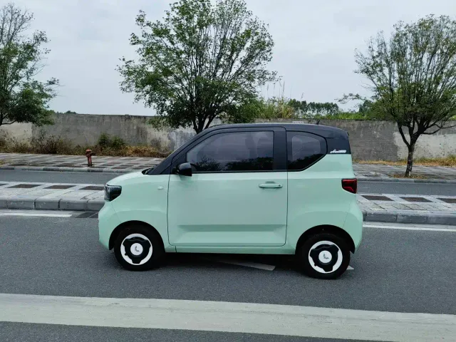 Wuling Hongguang Mini EV — Фото автомобиля 3