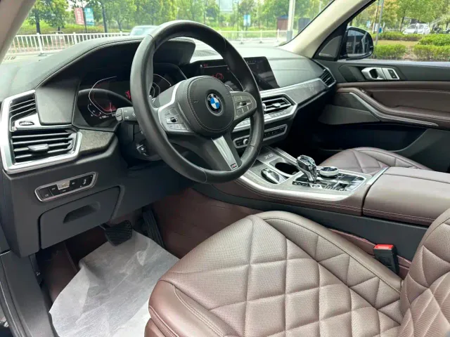 BMW X5 — Фото автомобиля 6