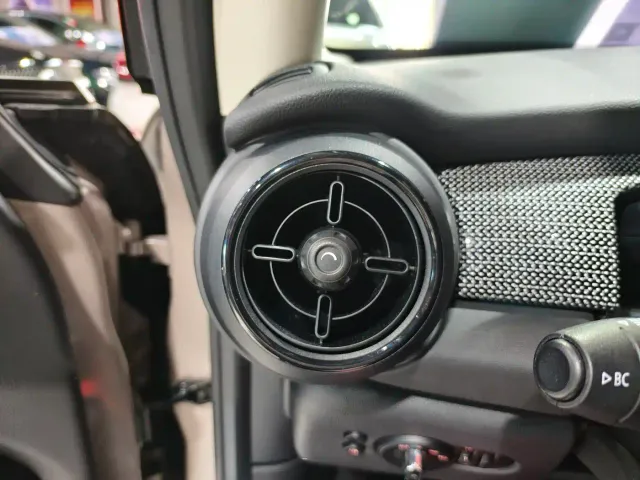 MINI Hatch — Фото автомобиля 14