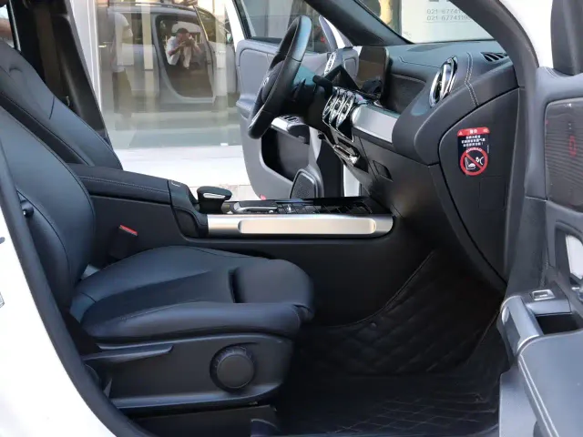 Mercedes-Benz GLB-Class — Фото автомобиля 4