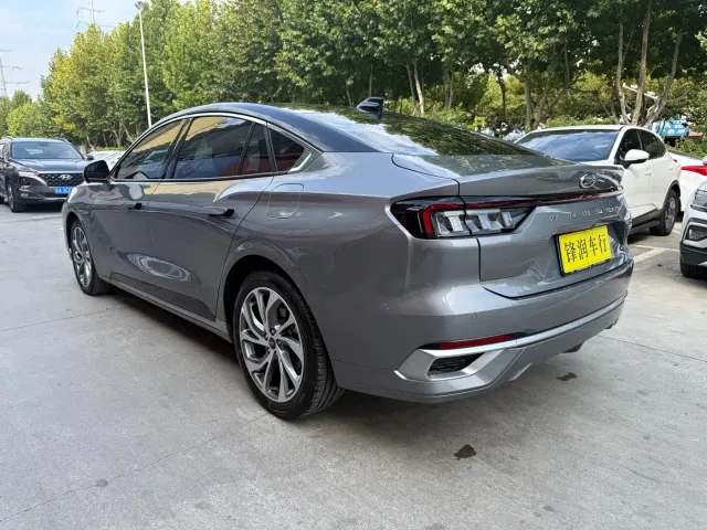 Ford Mondeo — Фото автомобиля 4