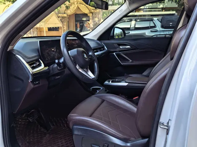 BMW X1 — Фото автомобиля 12