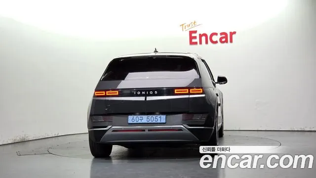Hyundai Ioniq 5 — Фото автомобиля 4