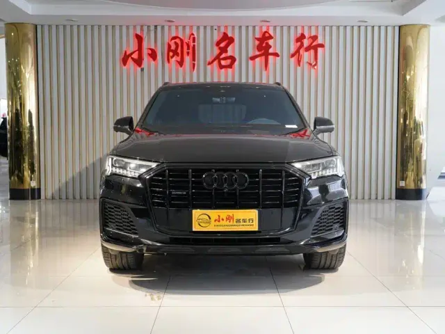Audi Q7 — Фото автомобиля 3