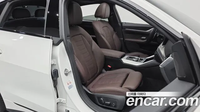BMW 4-Series 4 серия (G22) 420i M Sport Gran Coupe — Фото автомобиля 10