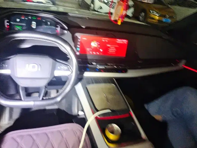 Changan Qiyuan Q05 — Фото автомобиля 12