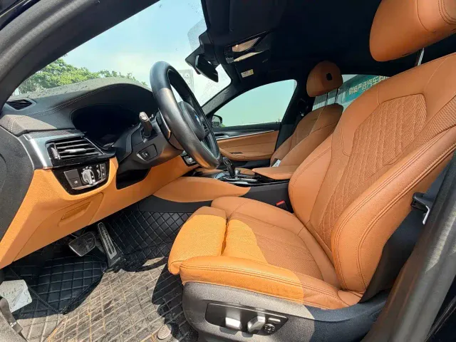 BMW 5 Series — Фото автомобиля 5