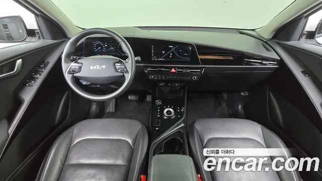 Kia Niro New — Фото автомобиля 10
