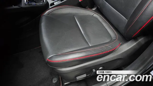 Hyundai Kona — Фото автомобиля 24