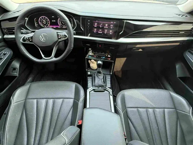 Volkswagen Passat — Фото автомобиля 4