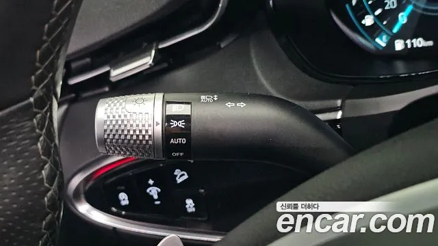Genesis GV70 2.5T Бензин 2WD — Фото автомобиля 23