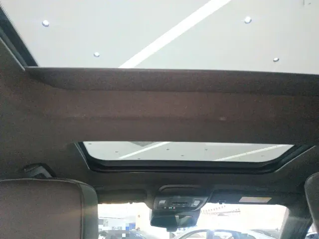 Cadillac CT5 — Фото автомобиля 17