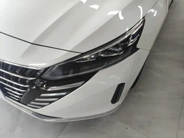 Nissan Teana — Фото автомобиля 23