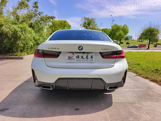 BMW 3 Series — Фото автомобиля 3
