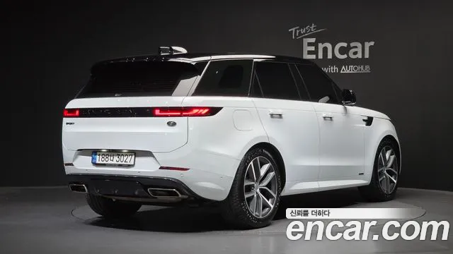Фотография автомобиля — Land Rover Range Rover Sport Generation 3