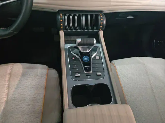 BYD Yuan PLUS — Фото автомобиля 13