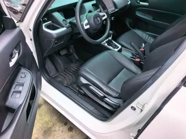 Honda Fit — Фото автомобиля 15