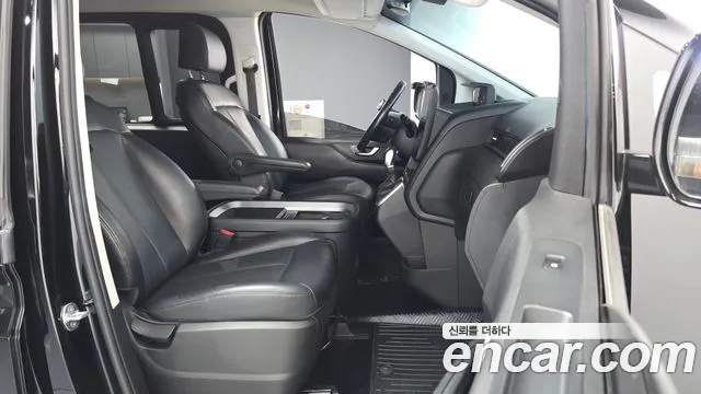 Hyundai Staria — Фото автомобиля 11