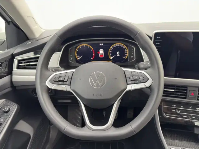 Volkswagen Bora — Фото автомобиля 10