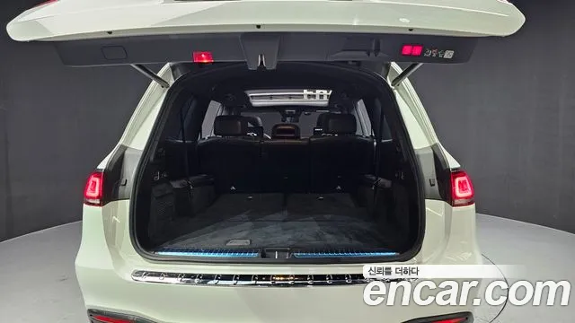 Mercedes-Benz GLS-Class — Фото автомобиля 20