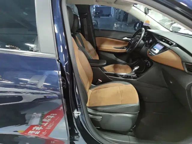 Buick Buick Encore GX 2020 20T CVT 2WD Luxury Model — Фото автомобиля 24