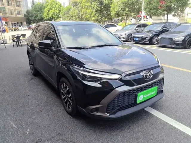 Toyota Frontlander — Фото автомобиля 3