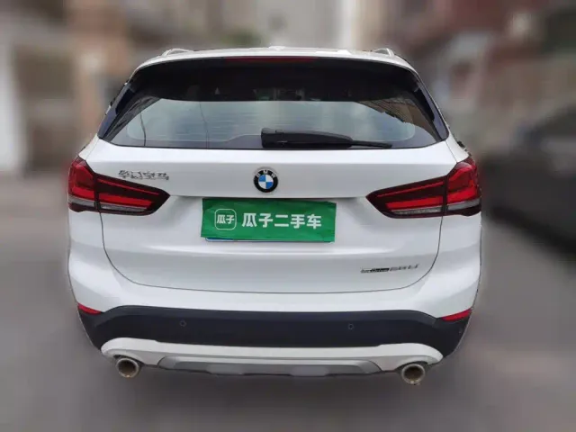 BMW X1 — Фото автомобиля 3