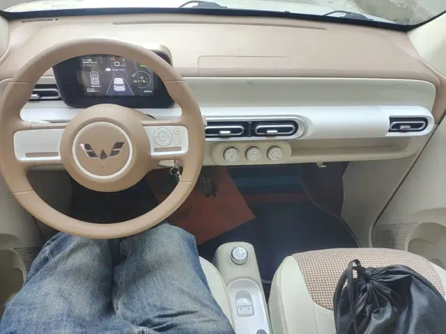 Wuling Hongguang Mini EV — Фото автомобиля 9