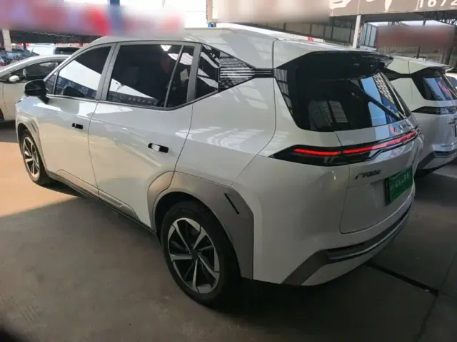 GAC Aion Y — Фото автомобиля 4