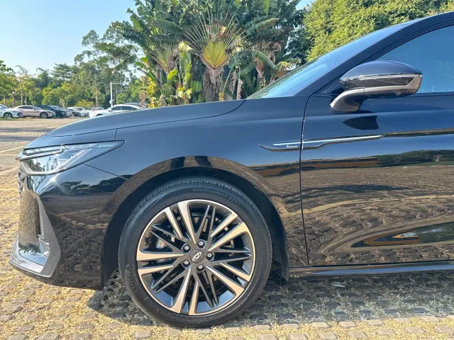 Chery Arrizo 8 — Фото автомобиля 8
